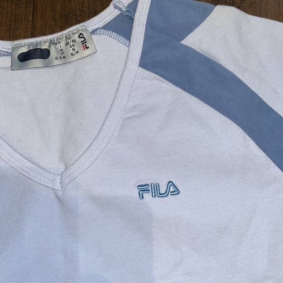 Fila women’s t-shirt, size small, short, light/purple blue - Picture 3 of 4